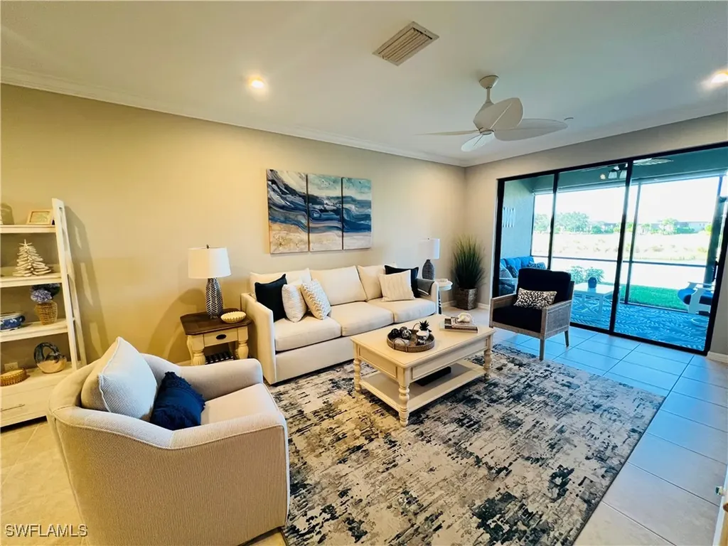 9393 Pocida Court Naples FL 34119