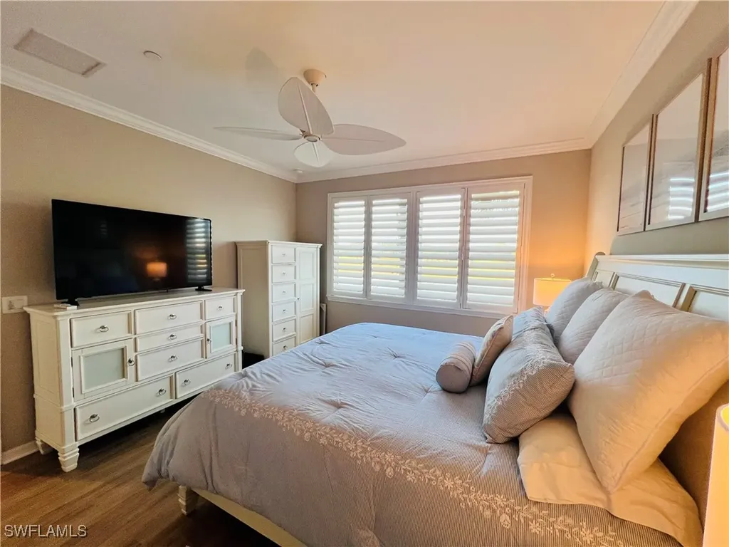 9393 Pocida Court Naples FL 34119
