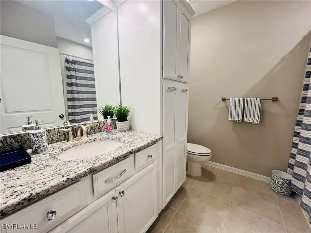 9393 Pocida Court Naples FL 34119