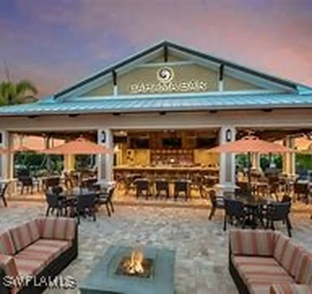 9393 Pocida Court Naples FL 34119