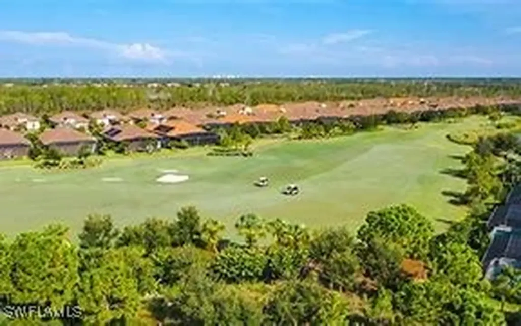 9393 Pocida Court Naples FL 34119