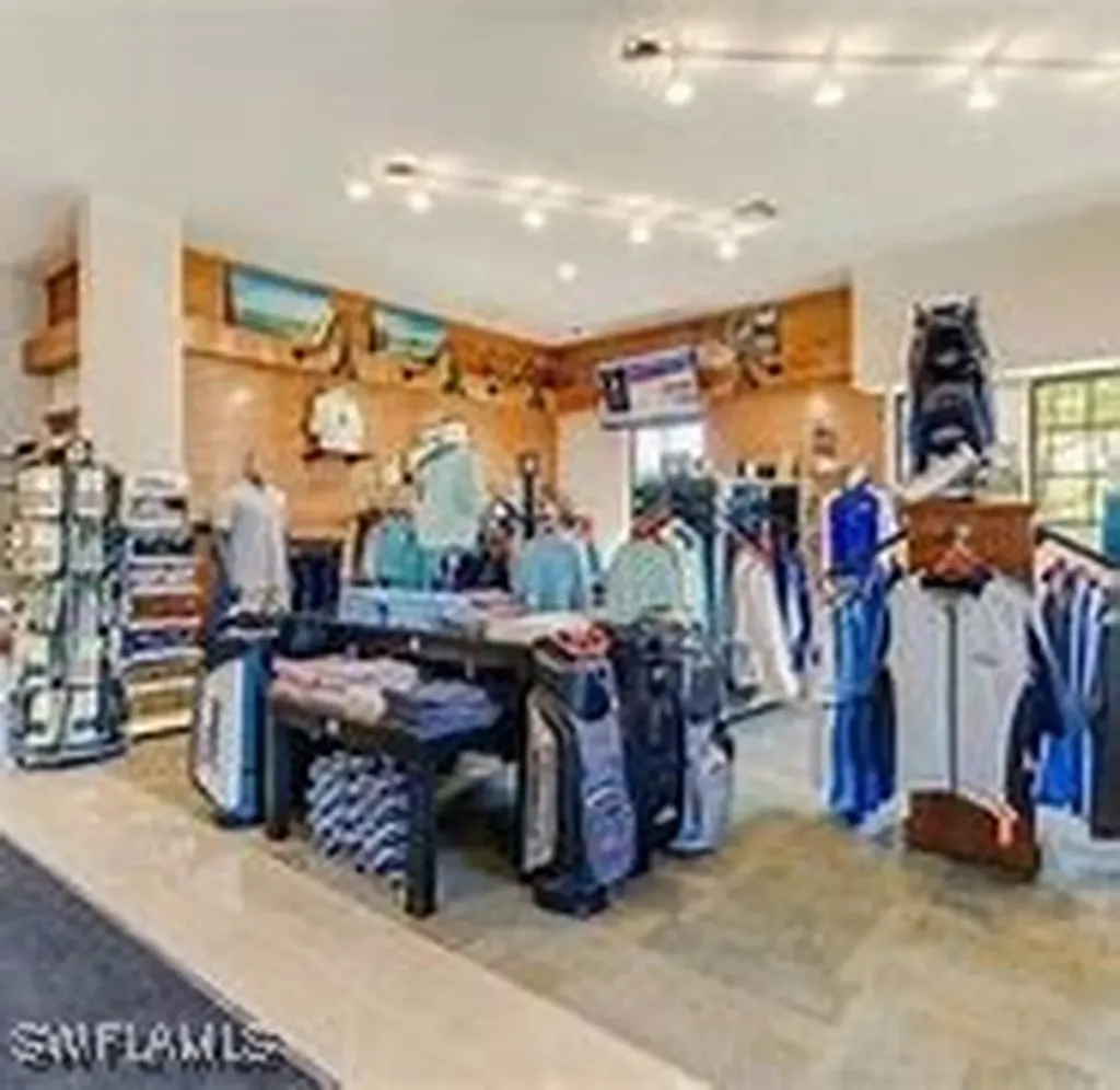9393 Pocida Court Naples FL 34119