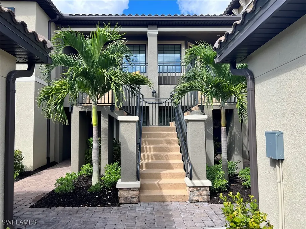 9393 Pocida Court Naples FL 34119