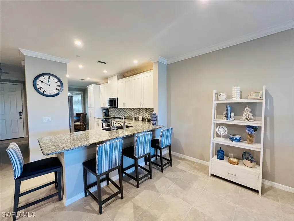 9393 Pocida Court Naples FL 34119