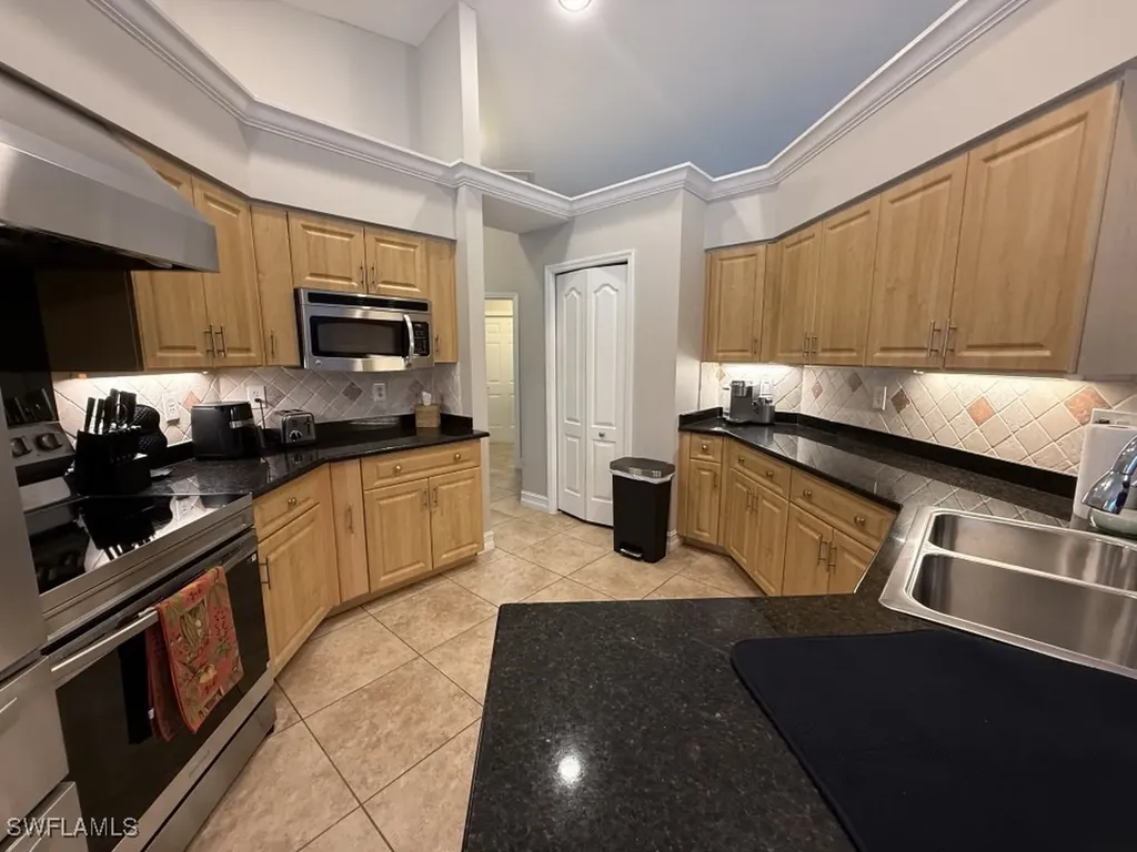 2276 Heritage Greens Drive Naples FL 34119