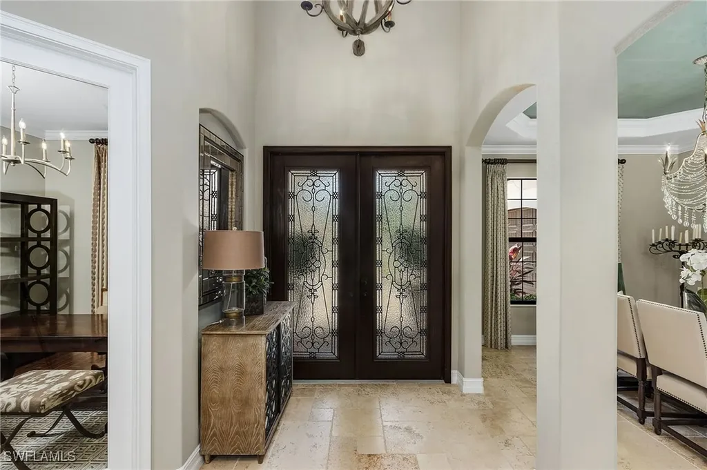 3423 Runaway Court Naples FL 34114