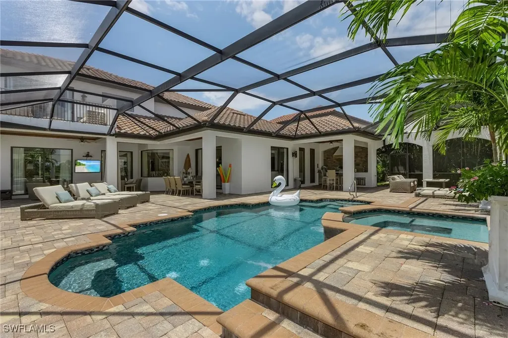3423 Runaway Court Naples FL 34114