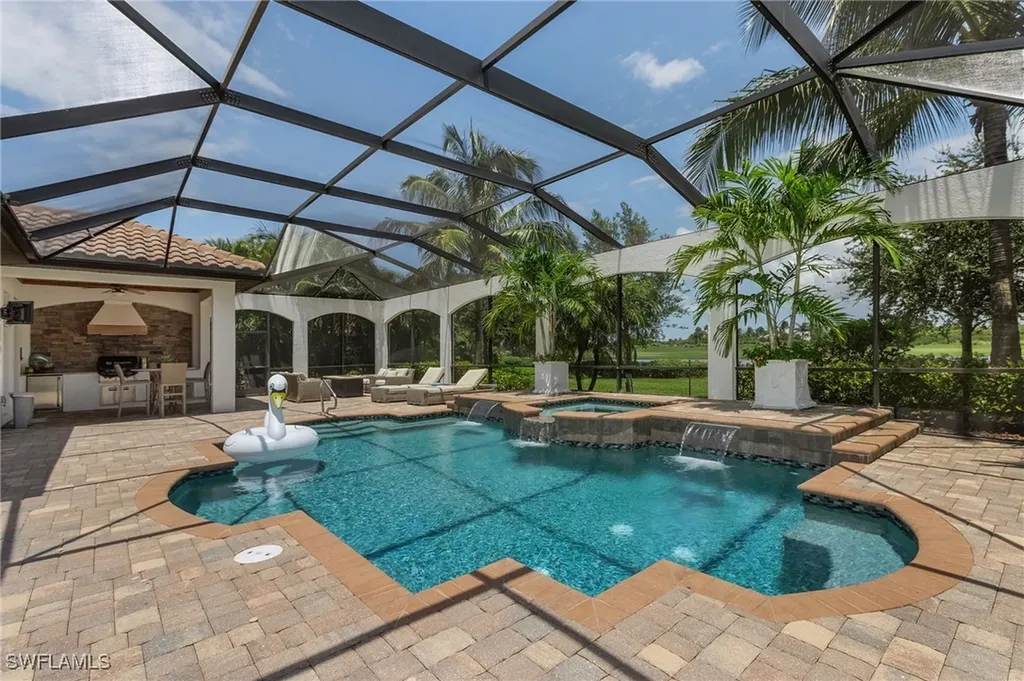 3423 Runaway Court Naples FL 34114
