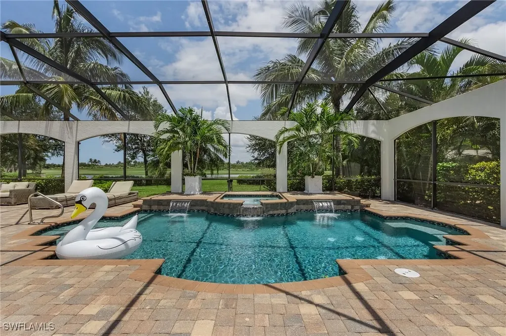 3423 Runaway Court Naples FL 34114
