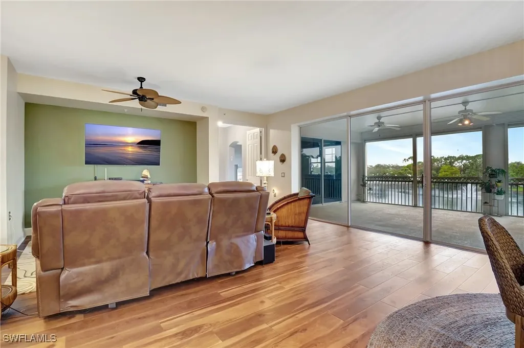 720 Waterford Drive Naples FL 34113