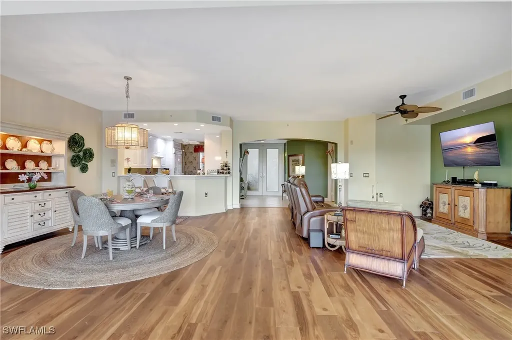 720 Waterford Drive Naples FL 34113