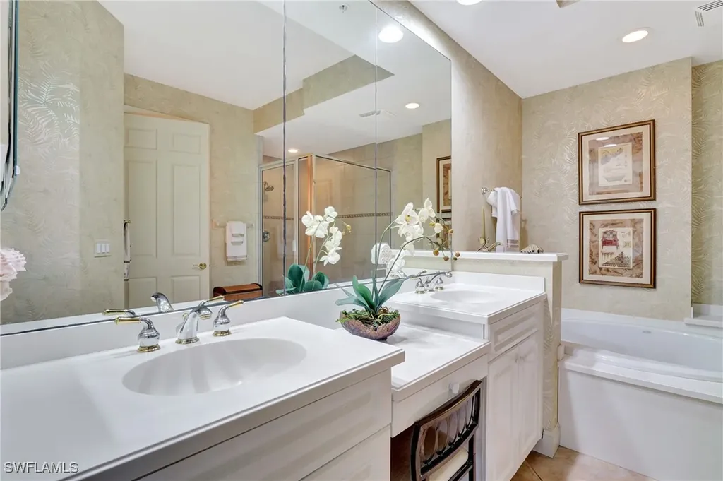 720 Waterford Drive Naples FL 34113
