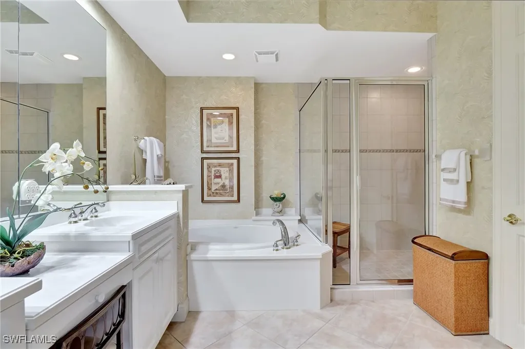 720 Waterford Drive Naples FL 34113