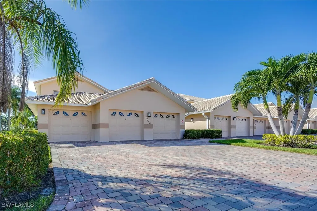 9022 Michael Circle Naples FL 34113