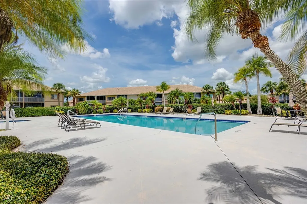 9022 Michael Circle Naples FL 34113