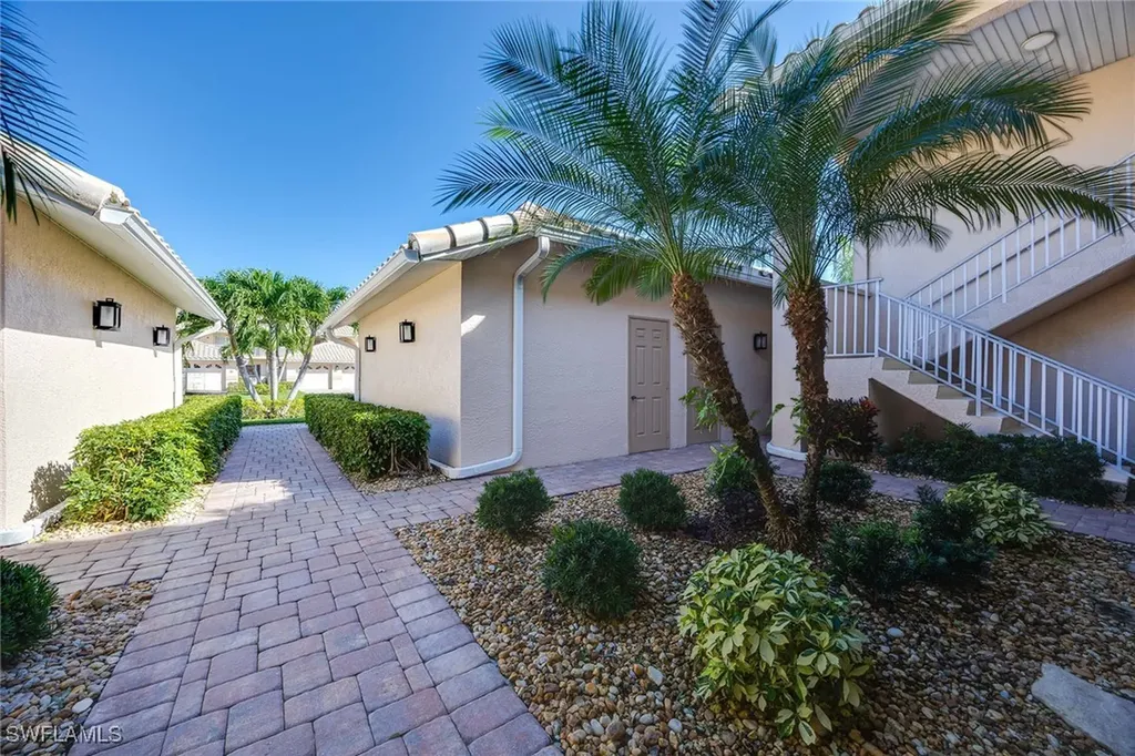 9022 Michael Circle Naples FL 34113