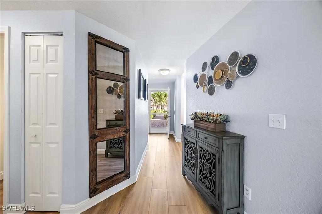 9022 Michael Circle Naples FL 34113