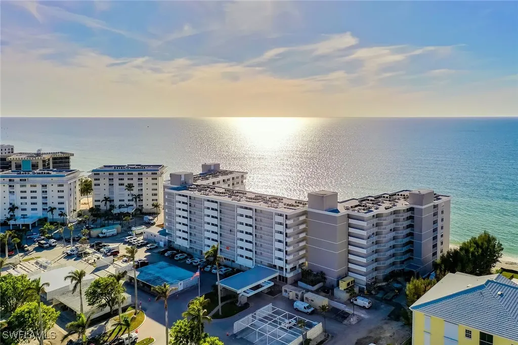 3443 Gulf Shore Boulevard N Naples FL 34103