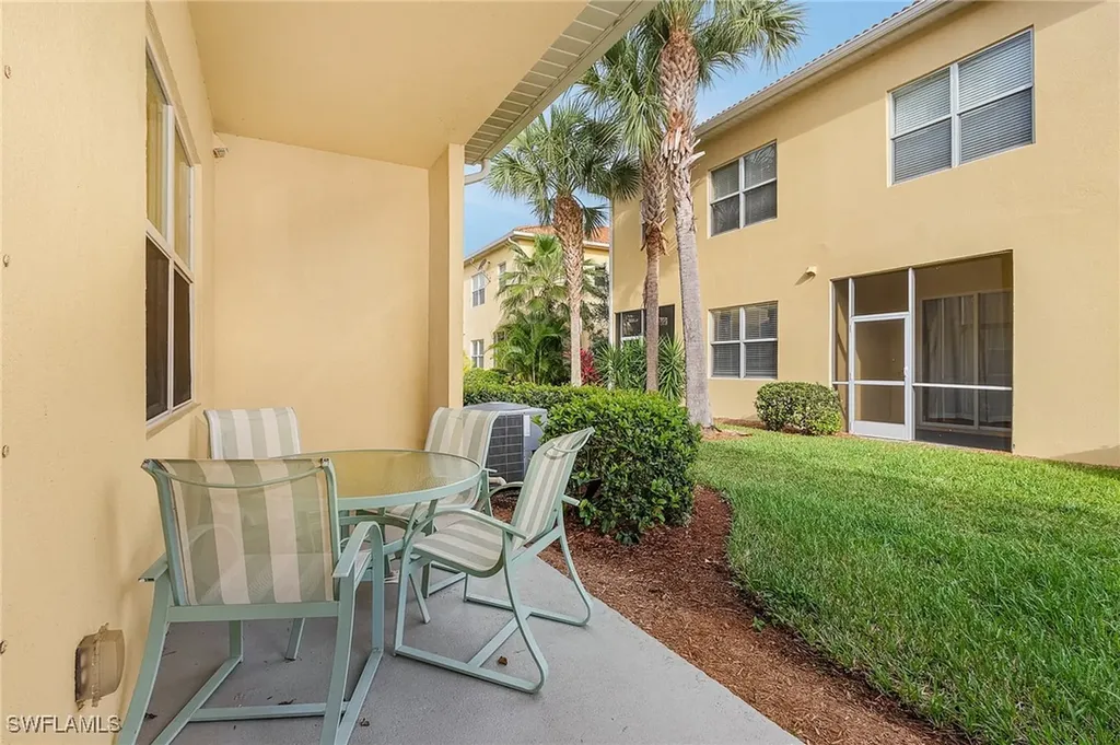 9814 Quinta Artesa Way Fort Myers FL 33908