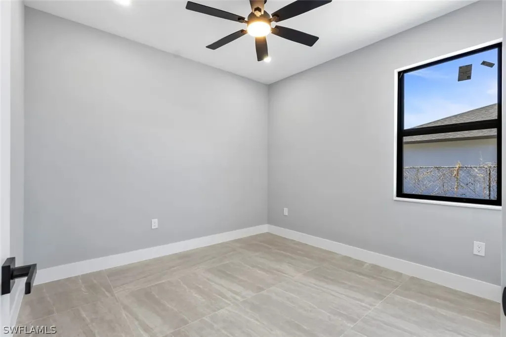 3815 9th Street SW Lehigh Acres FL 33976