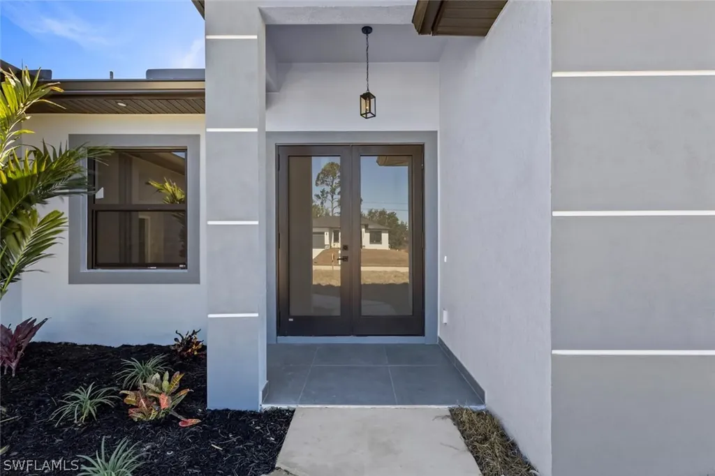3815 9th Street SW Lehigh Acres FL 33976