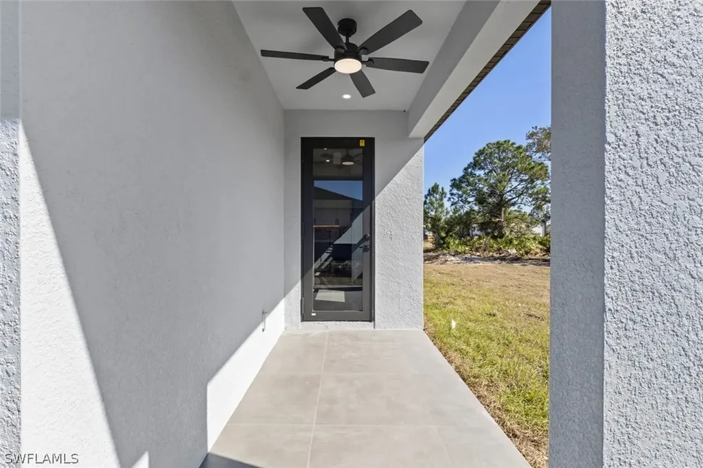 3815 9th Street SW Lehigh Acres FL 33976