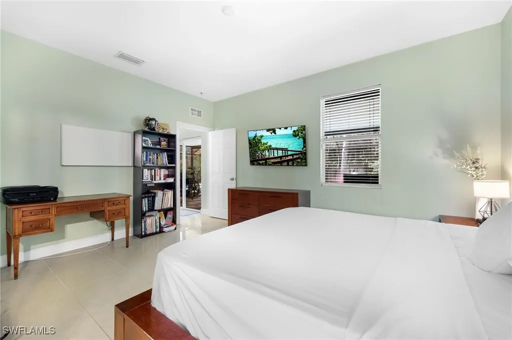 2754 22nd Avenue NE Naples FL 34120