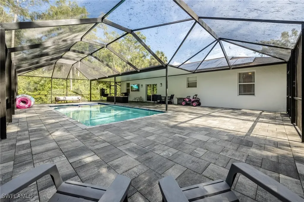 2754 22nd Avenue NE Naples FL 34120