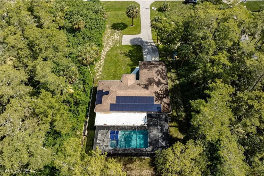 2754 22nd Avenue NE Naples FL 34120