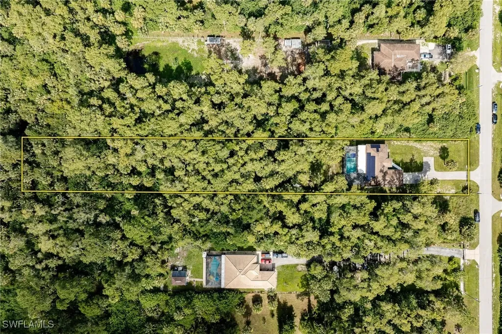 2754 22nd Avenue NE Naples FL 34120