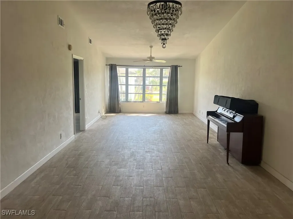 3560 Antarctic Circle Naples FL 34112