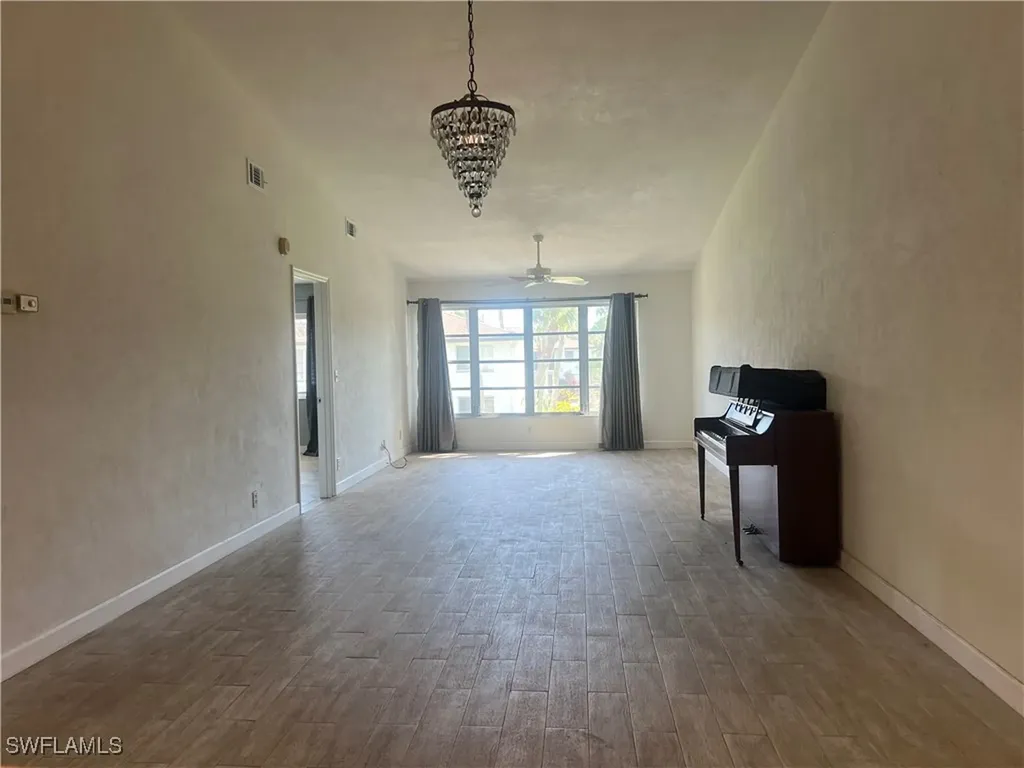 3560 Antarctic Circle Naples FL 34112