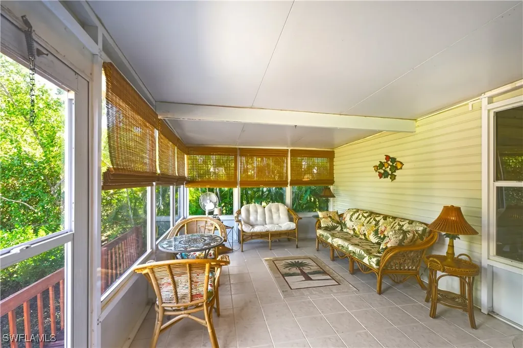 234 Riverwood Road Naples FL 34114