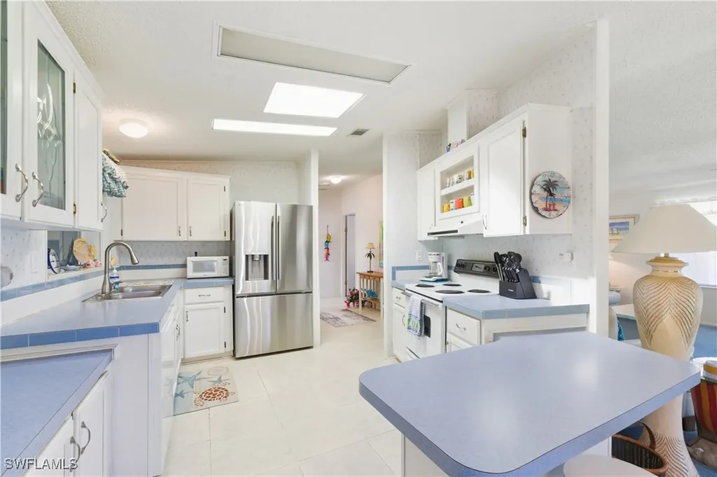 234 Riverwood Road Naples FL 34114