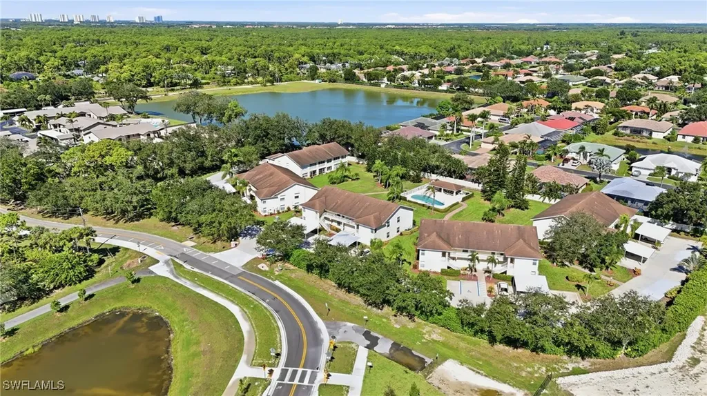 Bonita Springs FL, 10241 Maddox Lane, Unit 313