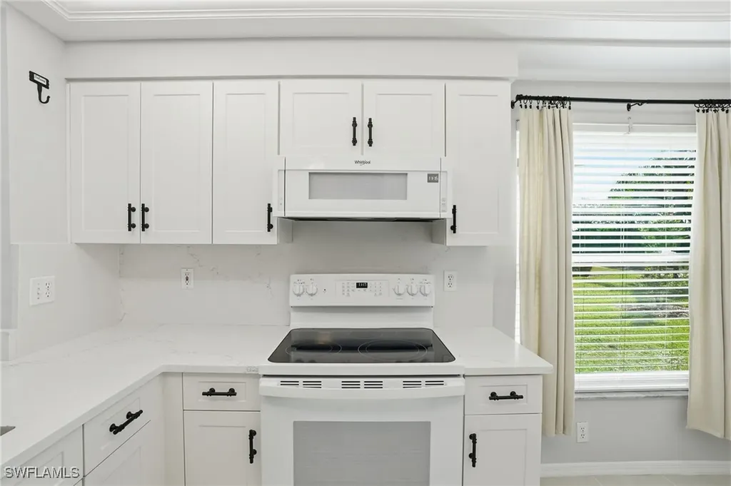 10241 Maddox Lane Bonita Springs FL 34135