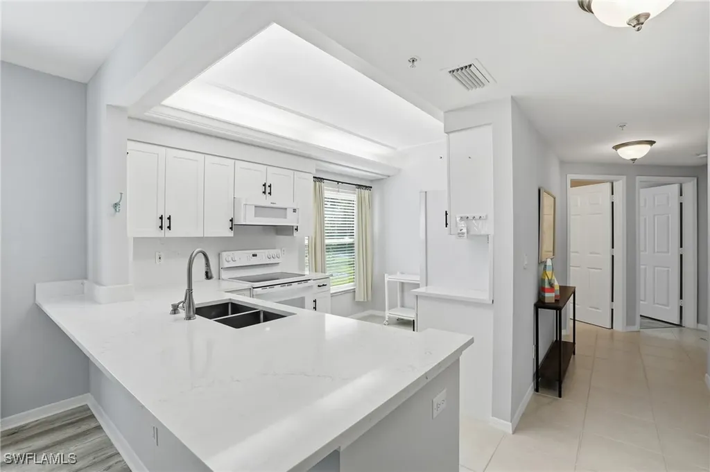 10241 Maddox Lane Bonita Springs FL 34135