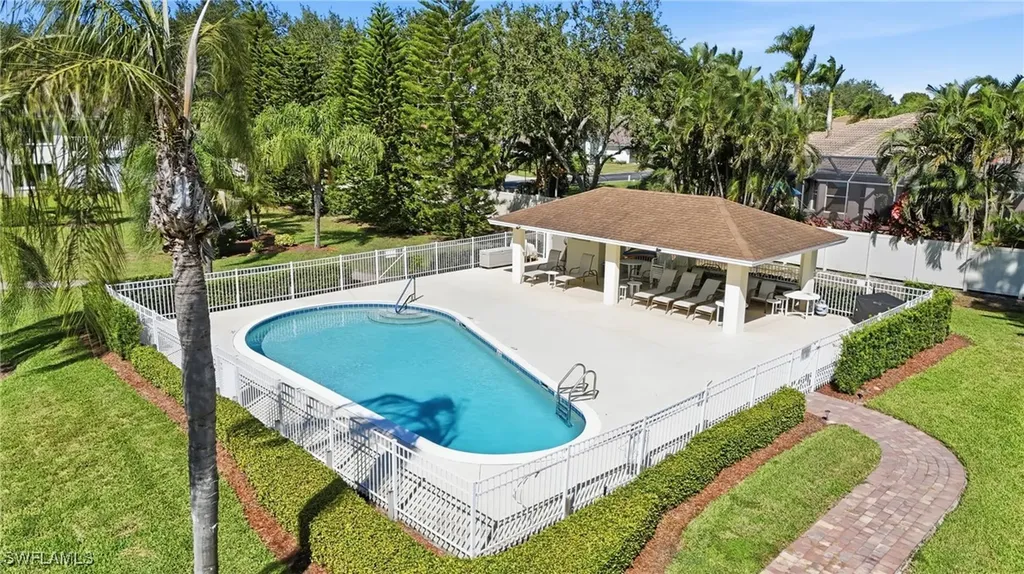 10241 Maddox Lane Bonita Springs FL 34135