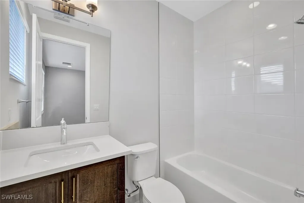 12704 Caballo Court Estero FL 33928