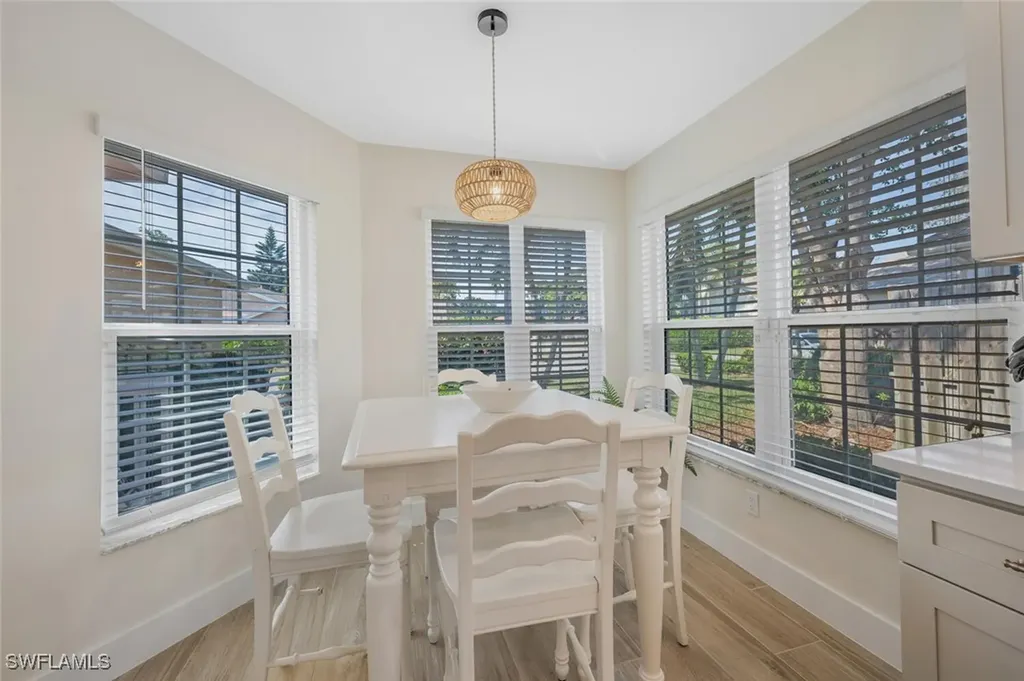 2604 Sailors Way Naples FL 34109