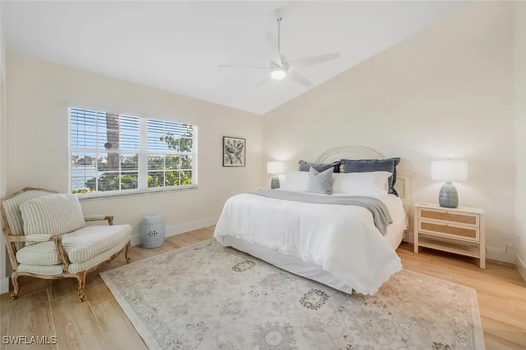 2604 Sailors Way Naples FL 34109