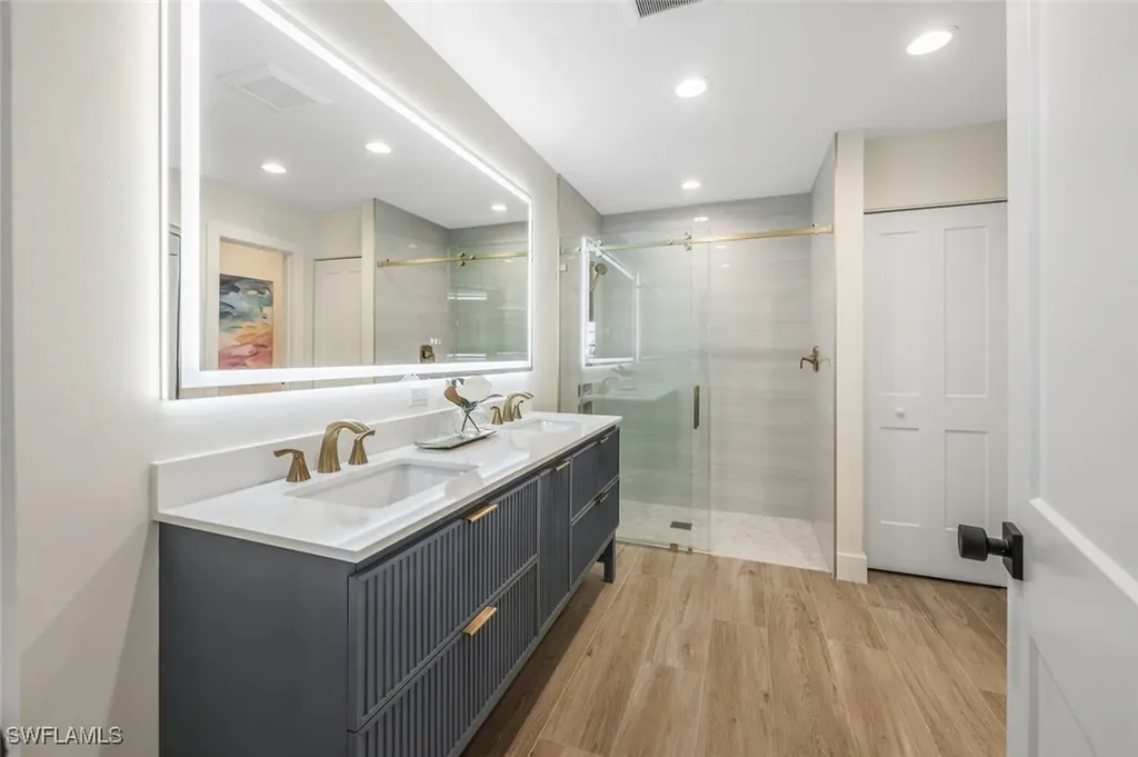 2604 Sailors Way Naples FL 34109