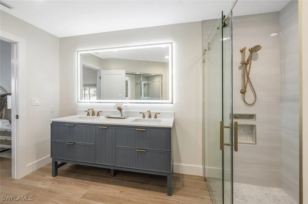2604 Sailors Way Naples FL 34109