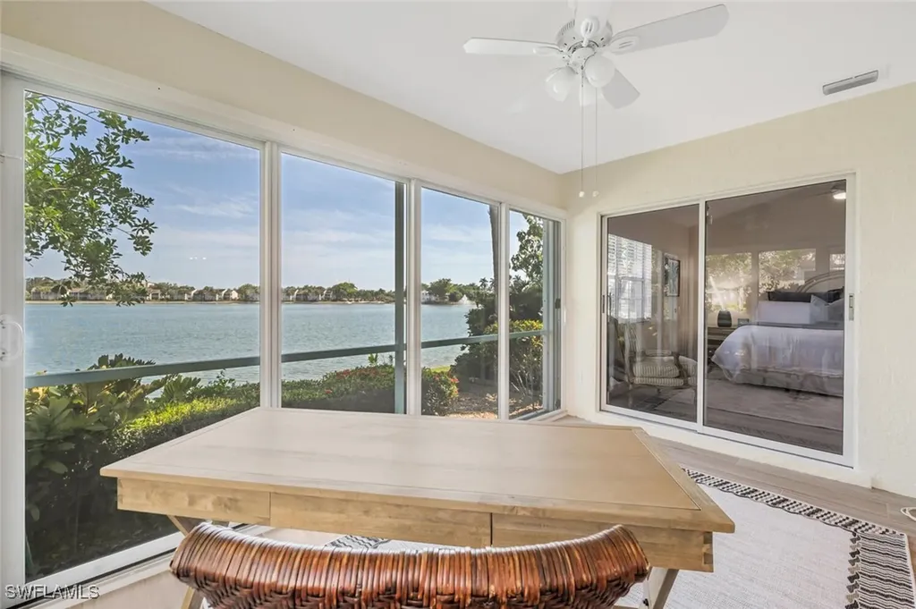 2604 Sailors Way Naples FL 34109