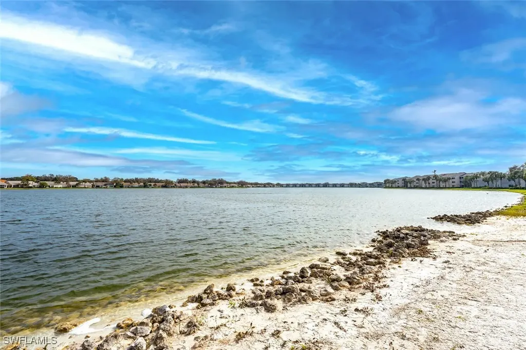 2604 Sailors Way Naples FL 34109