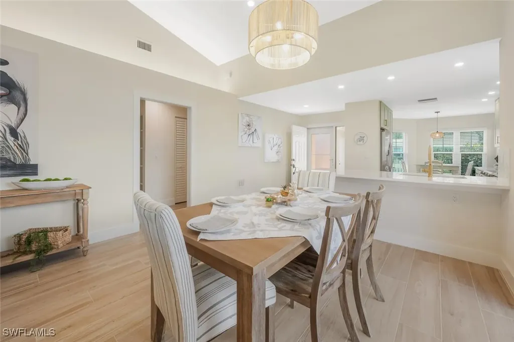 2604 Sailors Way Naples FL 34109