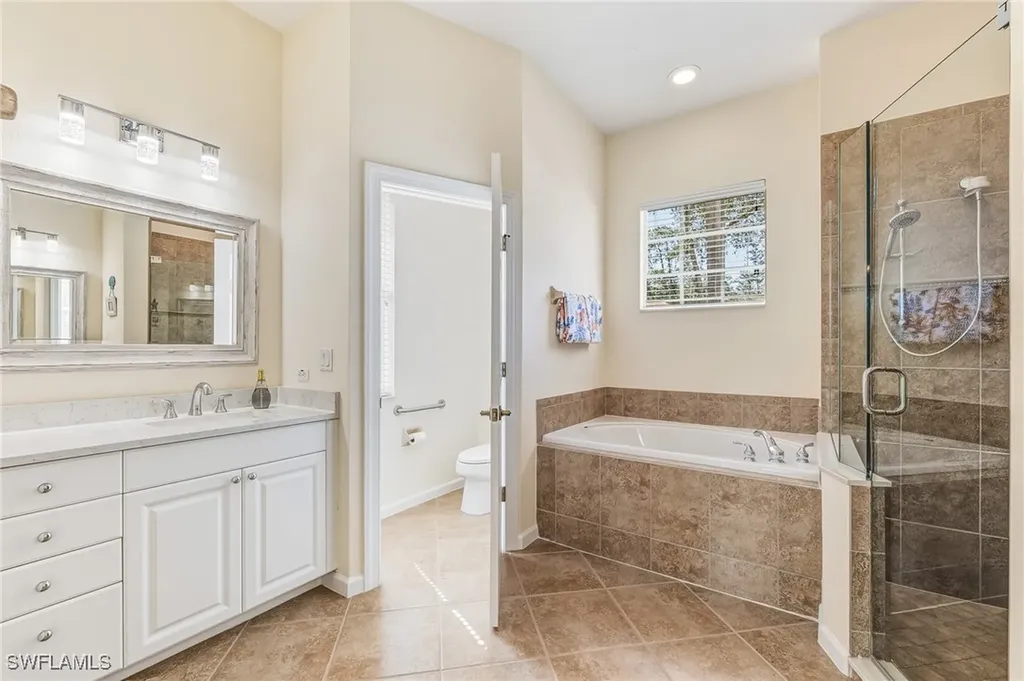 26459 Doverstone Street Bonita Springs FL 34135