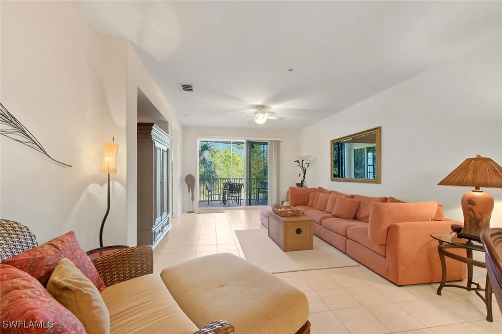4863 Hampshire Court Naples FL 34112