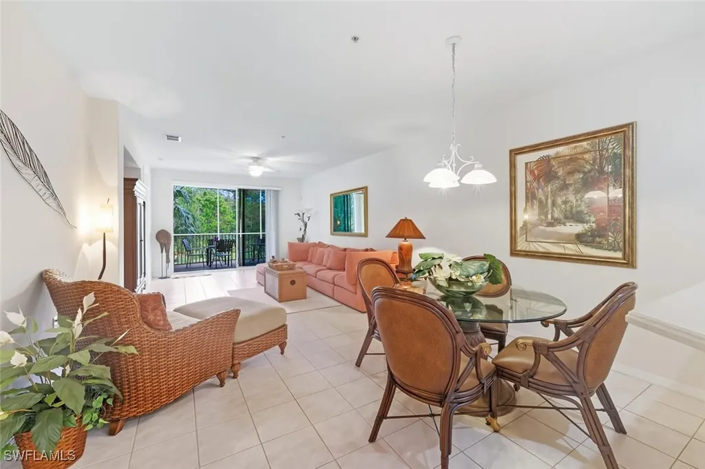 4863 Hampshire Court Naples FL 34112