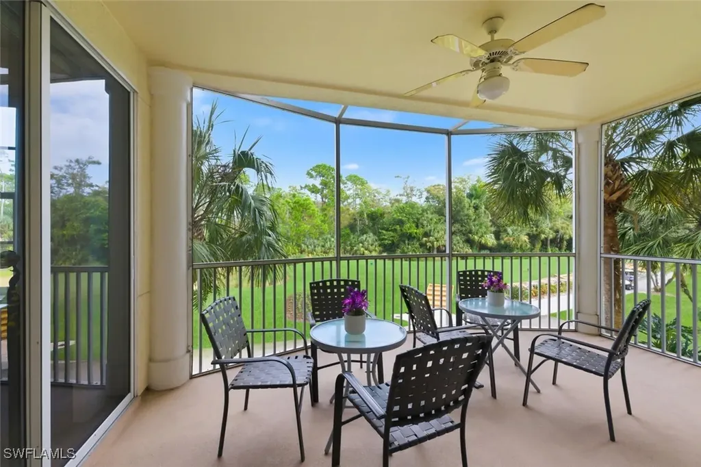 4863 Hampshire Court Naples FL 34112